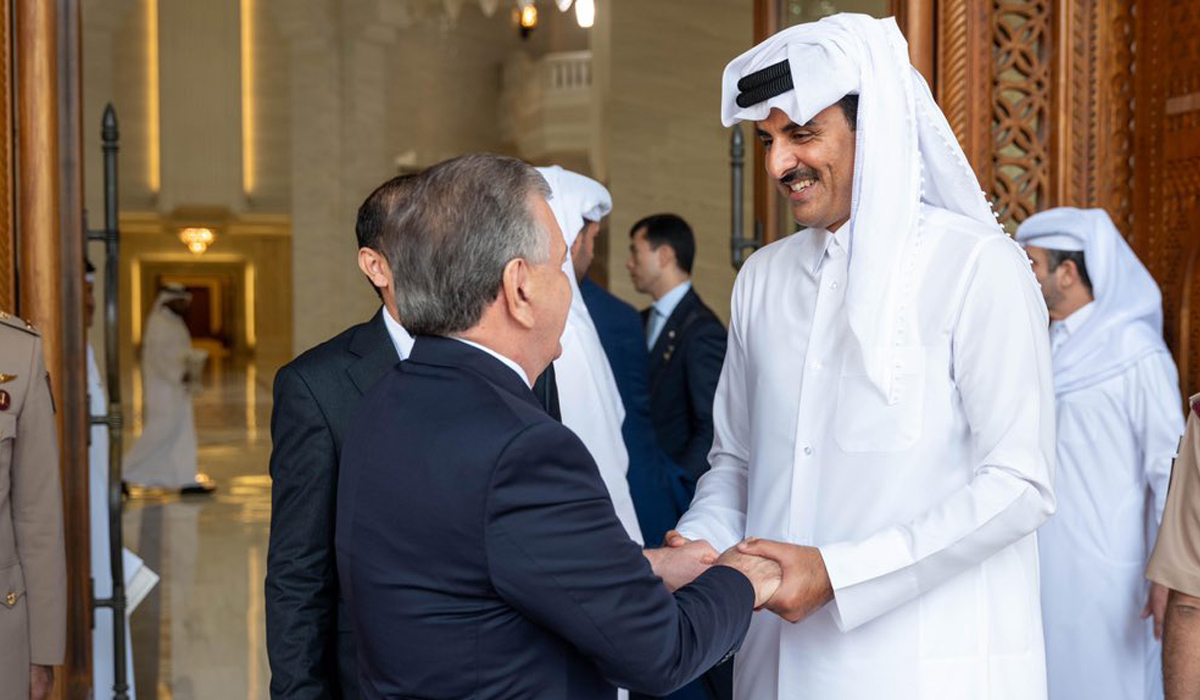 HH the Amir Sheikh Tamim bin Hamad Al-Thani and Shavkat Mirziyoyev